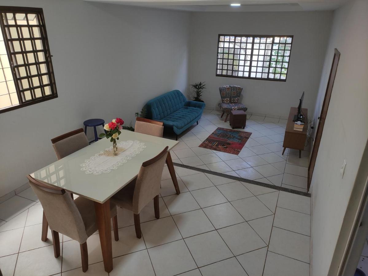 Casa Completa Com Piscina Em Bairro Nobre De Uberlandia Villa Kültér fotó