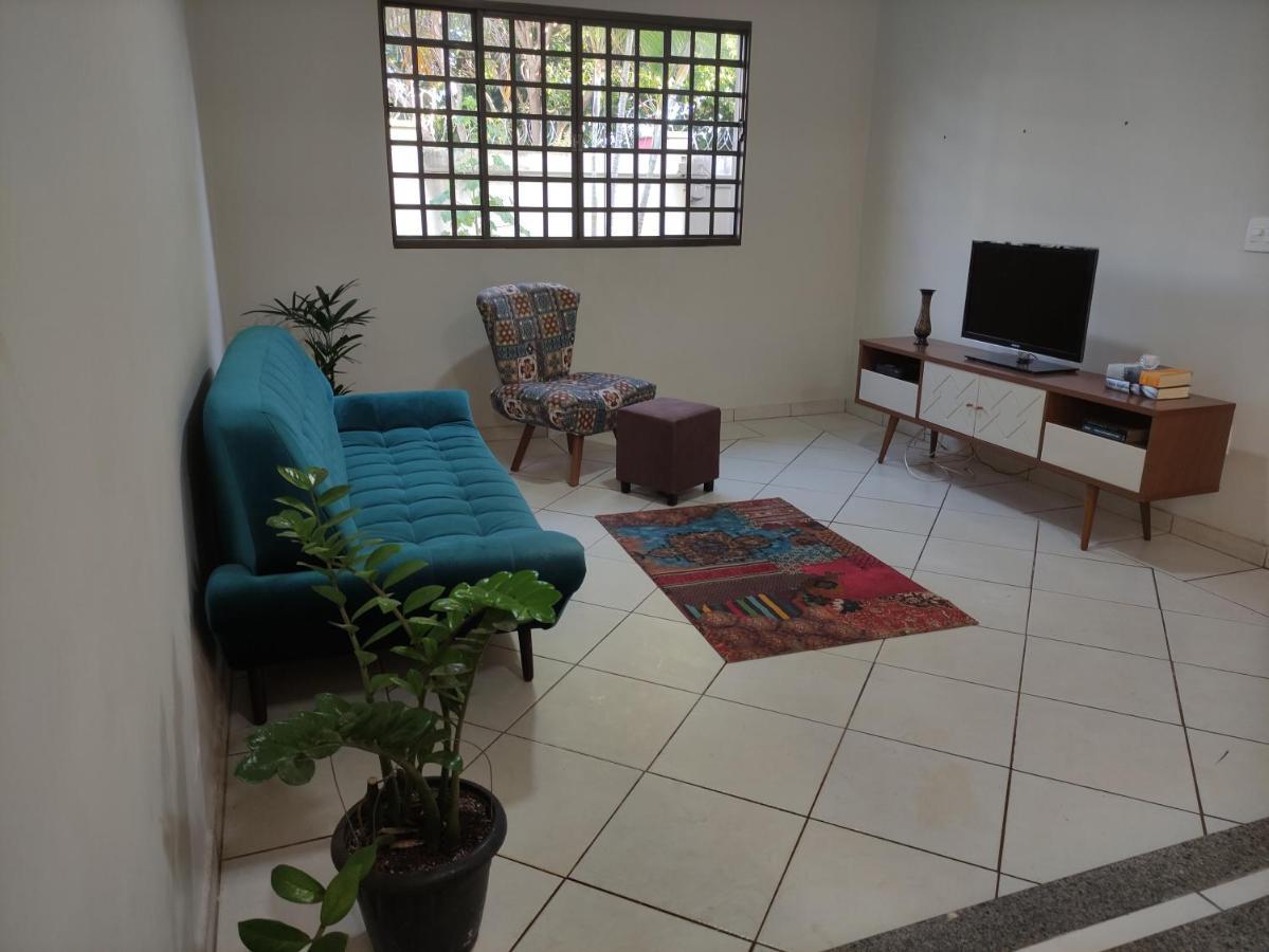 Casa Completa Com Piscina Em Bairro Nobre De Uberlandia Villa Kültér fotó